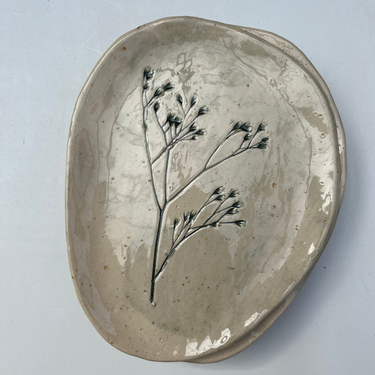 Tallerken med plantetryk